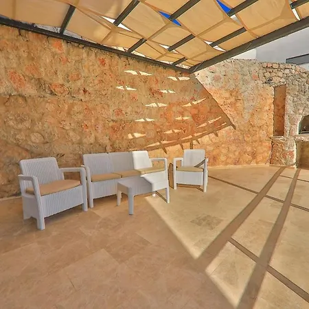 Luxury Sky With Sea View